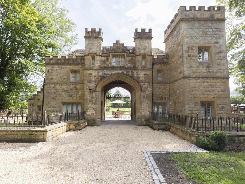 Castle Gatehouse Villa Winchcombe Ngoại thất bức ảnh